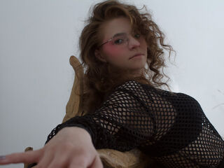 ValeriyaLand's Perform on live cam Profile Image
